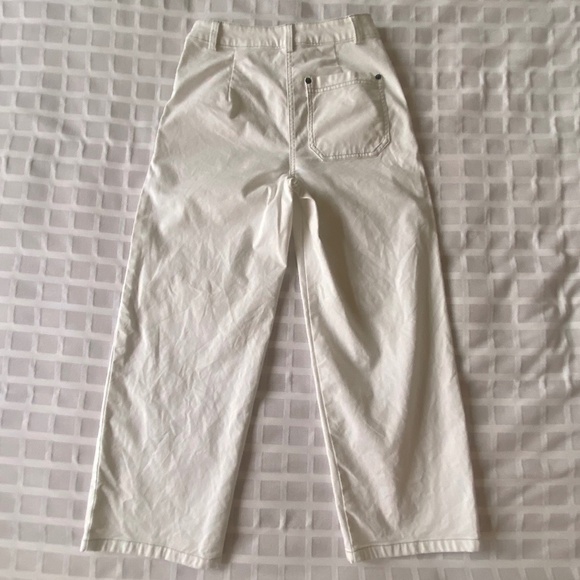 Hudson North White Cropped Pants - Picture 2 of 10